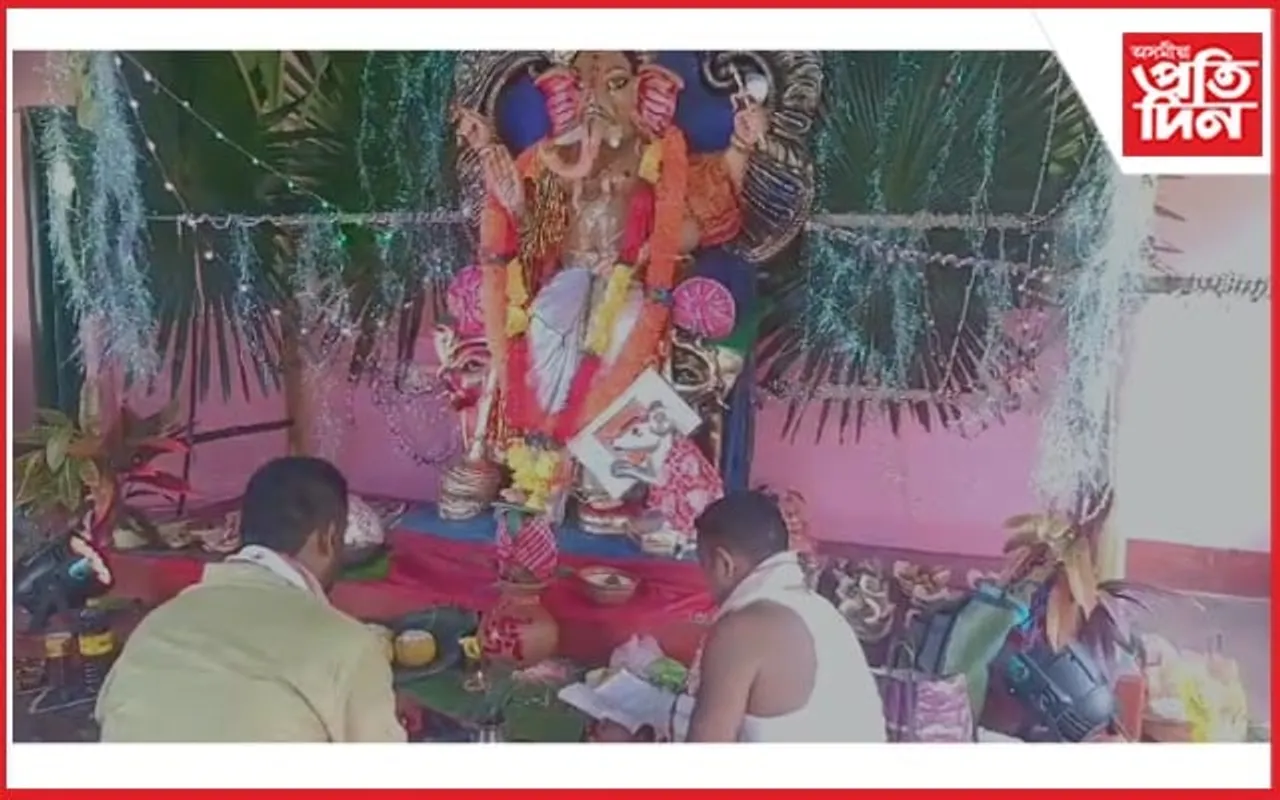 মথুৰাপুৰত উলহ- মালহেৰে গনেশ চতুৰ্থী পালন 