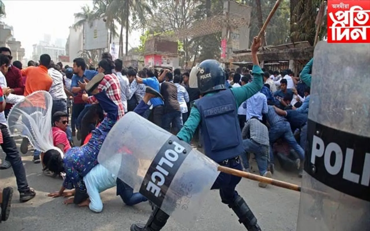 প্ৰধানমন্ত্ৰীৰ পদত্যাগৰ দাবীঃ আৰক্ষীৰে সংঘৰ্ষত ৪ বি এন পি সদস্যৰ মৃত্যু