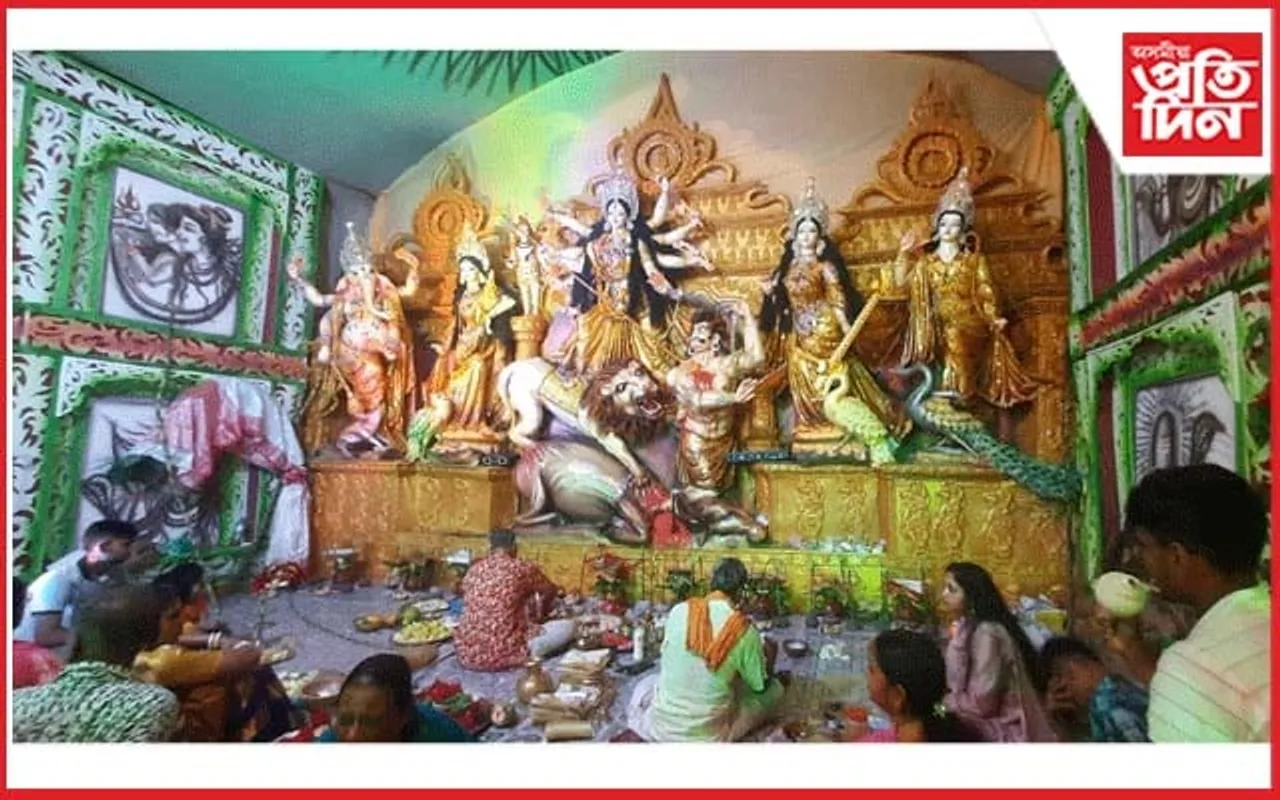 এছিয়াৰ ভিতৰতে সৰ্ববৃহৎ ! ৫০১ টা মৃণ্ময় মূৰ্তিৰে আয়োজন কৰা দুৰ্গা পূজা সফলভাৱে সম্পন্ন