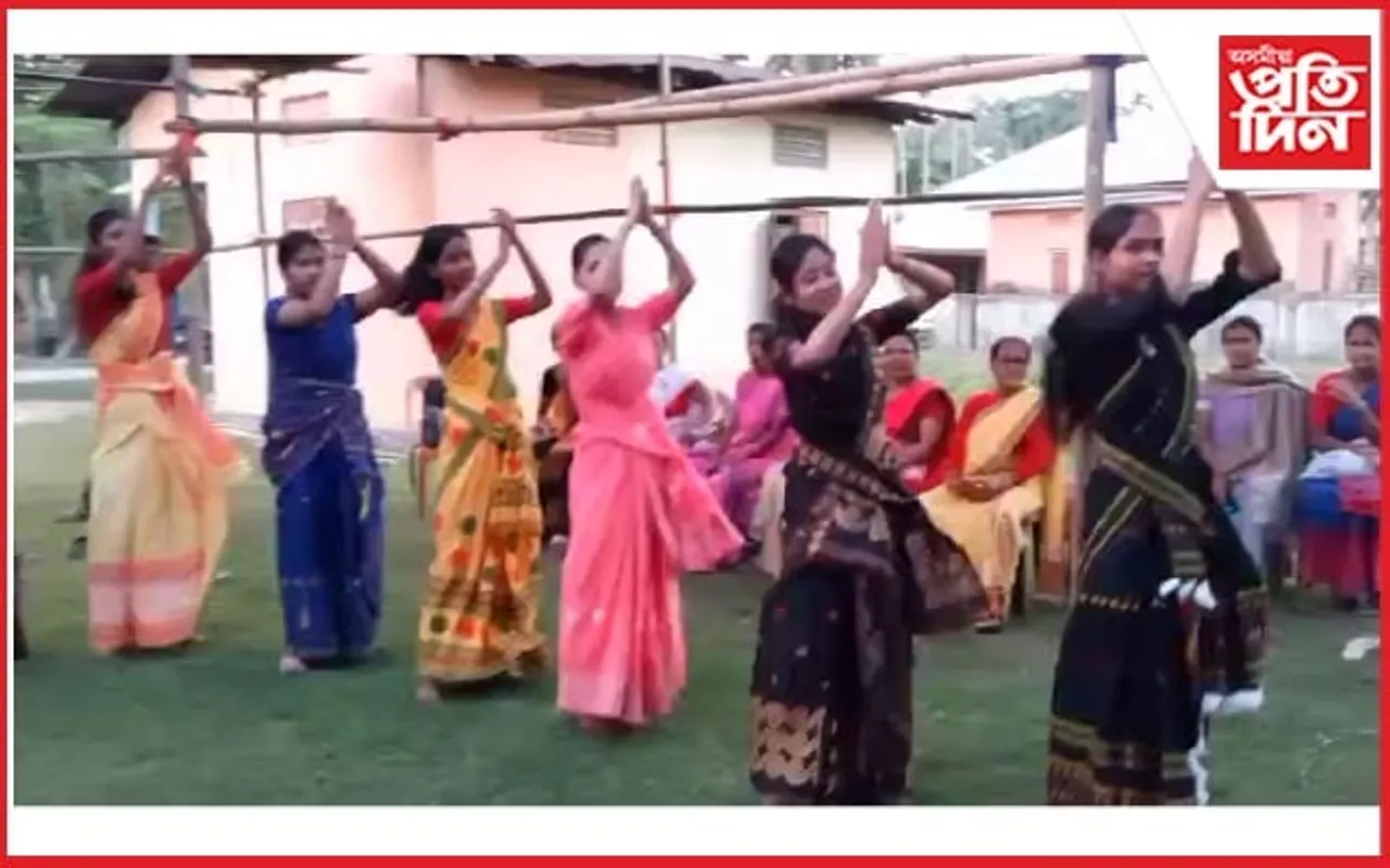 "আহা সখী আহা বাই, বৃন্দাবনে যাওঁ" ৰাস উৎসৱক লৈ উখল মাখল নগাঁৱৰ পশ্চিমাঞ্চল