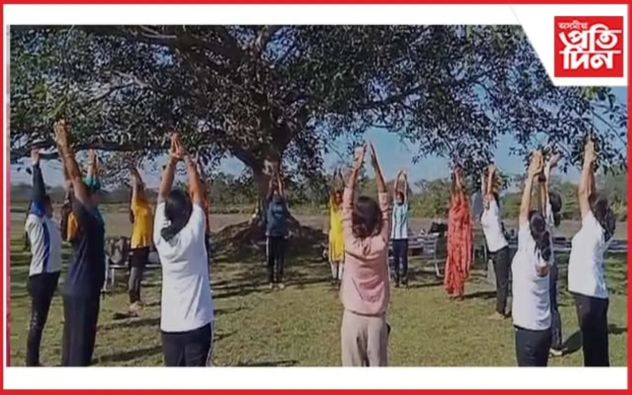 খুমটাইৰ যোগীবাৰীত যোগ প্ৰশিক্ষণ শিবিৰ