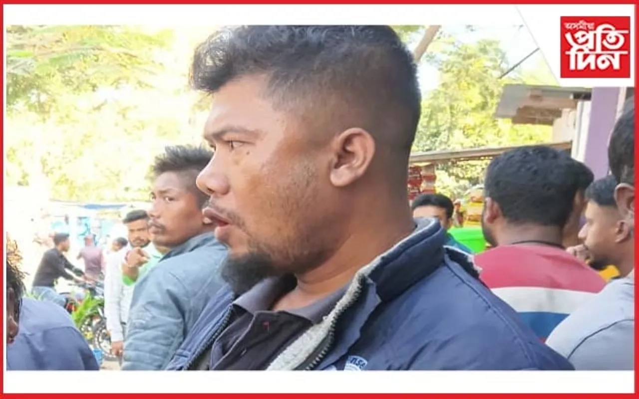 মায়ঙৰ ঝাৰগাঁও বজাৰৰ মাজমজিয়াত দিনৰ পোহৰতে এজন  দৰ্জীক হত্যা