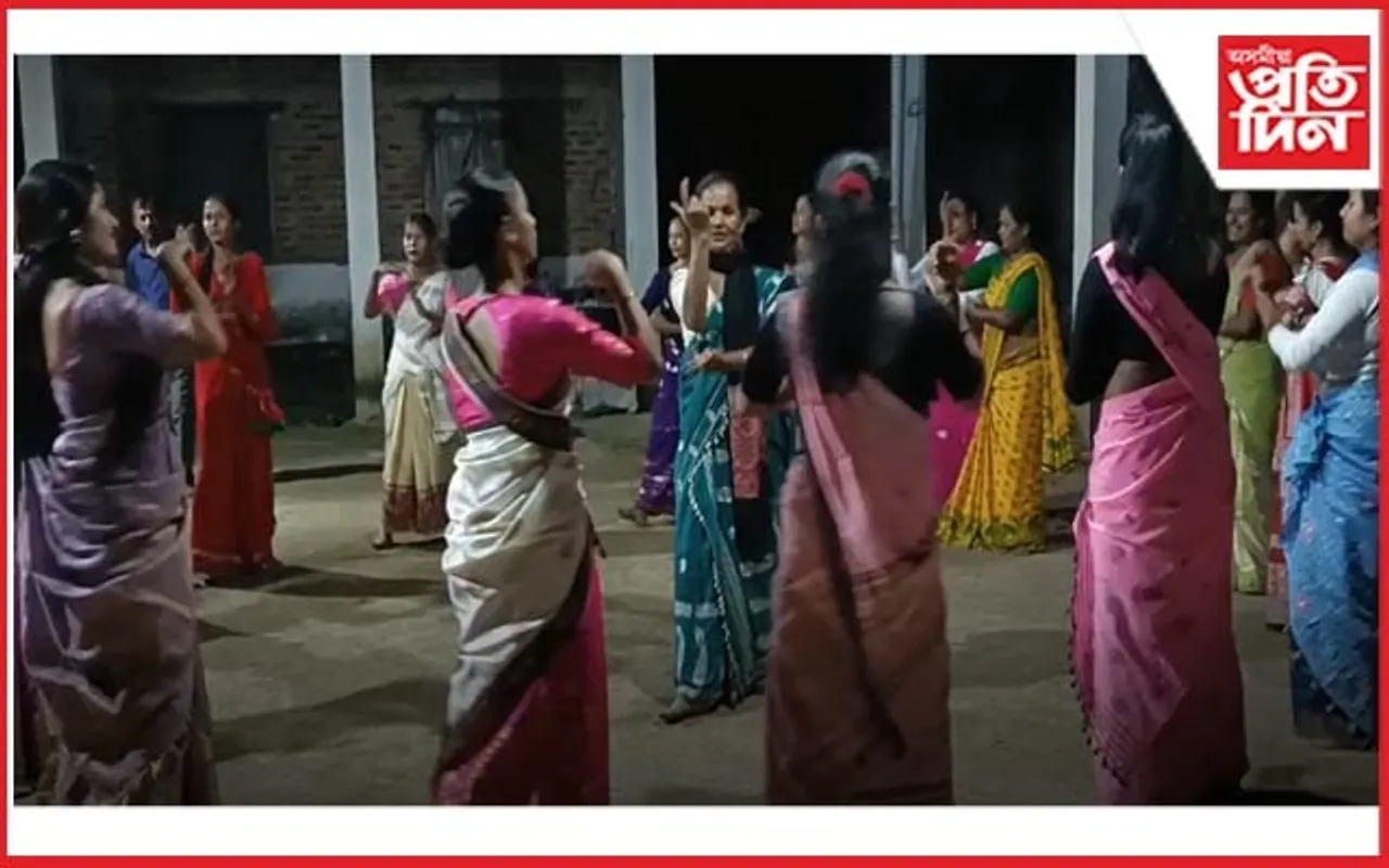 কাজিৰঙাৰ চেপেনাকোবোৱা গাঁৱত ৰাসৰ প্ৰস্তুতি 