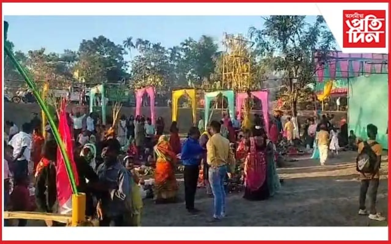 জামুগুৰিহাটৰ ইটাখোলাৰ দিকৰাই নদীৰ ষট্ পূঁজাত ভক্তৰ ভিৰ