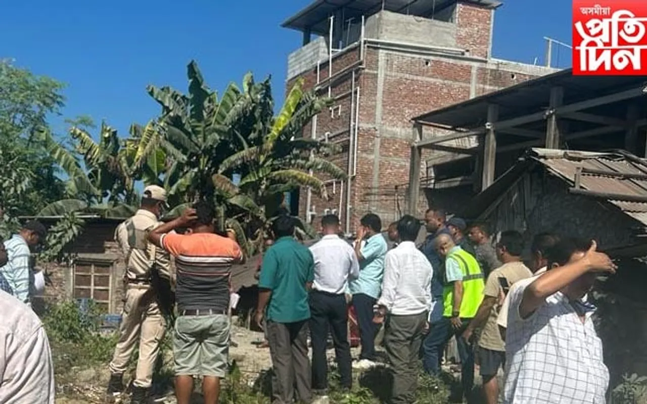 পথ নিৰ্মাণৰ নামত ধেমাজিত ২৪ কোটি ১৫ লাখ ১৭ হাজাৰ টকাৰ কেলেংকাৰী 