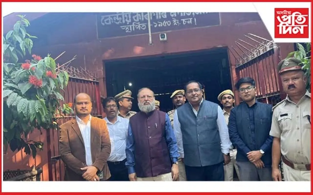 নগাঁৱৰ কাৰাগাৰত উপস্থিত মানৱ অধিকাৰ আয়োগৰ অধ্যক্ষ অৰূপ গোস্বামী