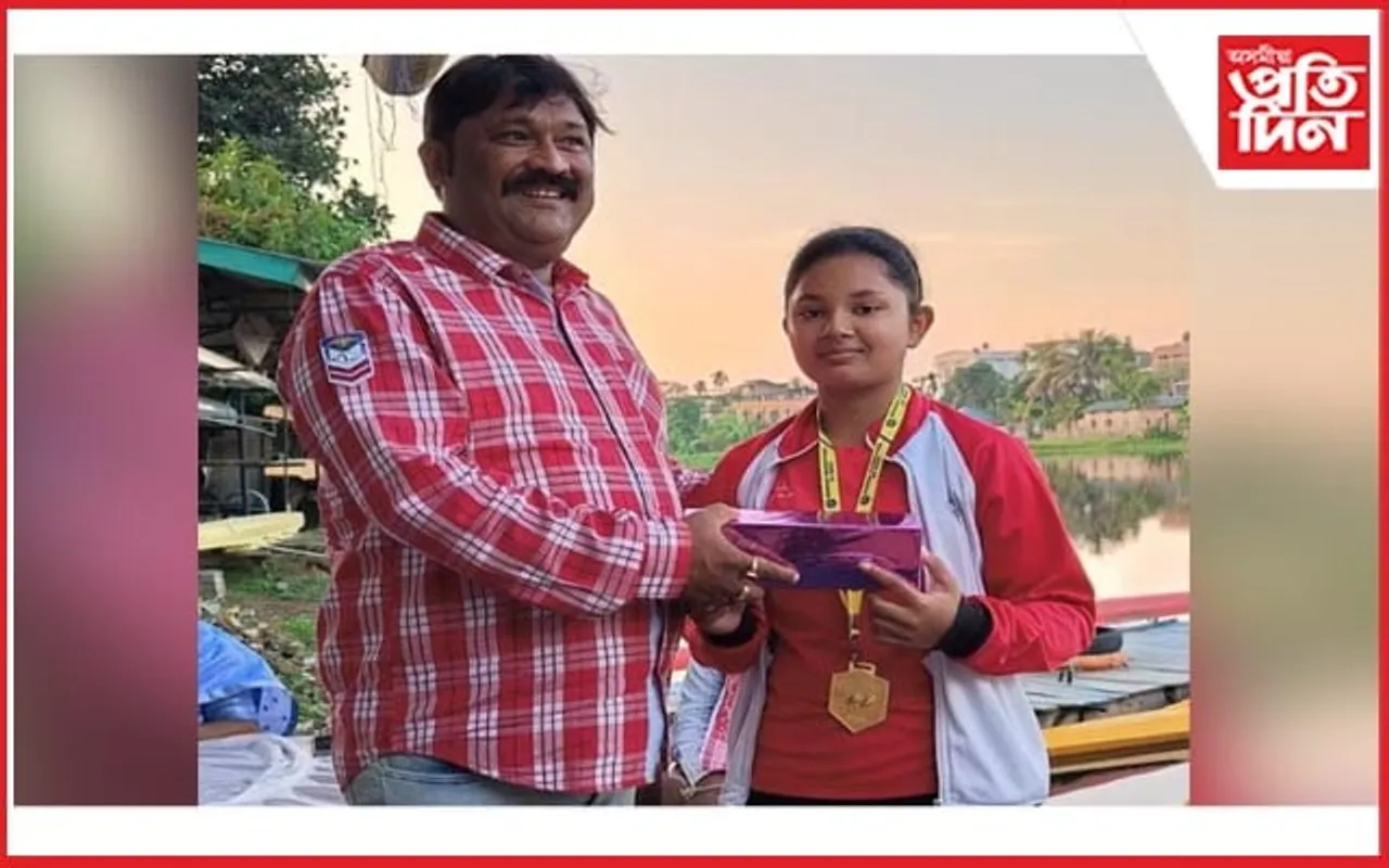 ৰাষ্ট্ৰীয় প্ৰতিযোগিতাত স্বৰ্ণ জয়ী আয়ুশ্ৰী গায়নক সম্বৰ্ধনা
