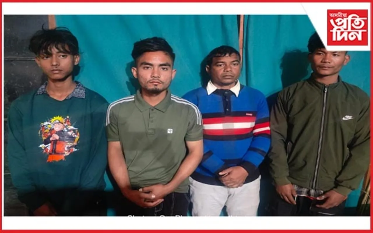 আমগুৰিত মাৰণাস্ত্ৰসহ চাৰিজনকৈ যুৱকক আটক আৰক্ষীৰ