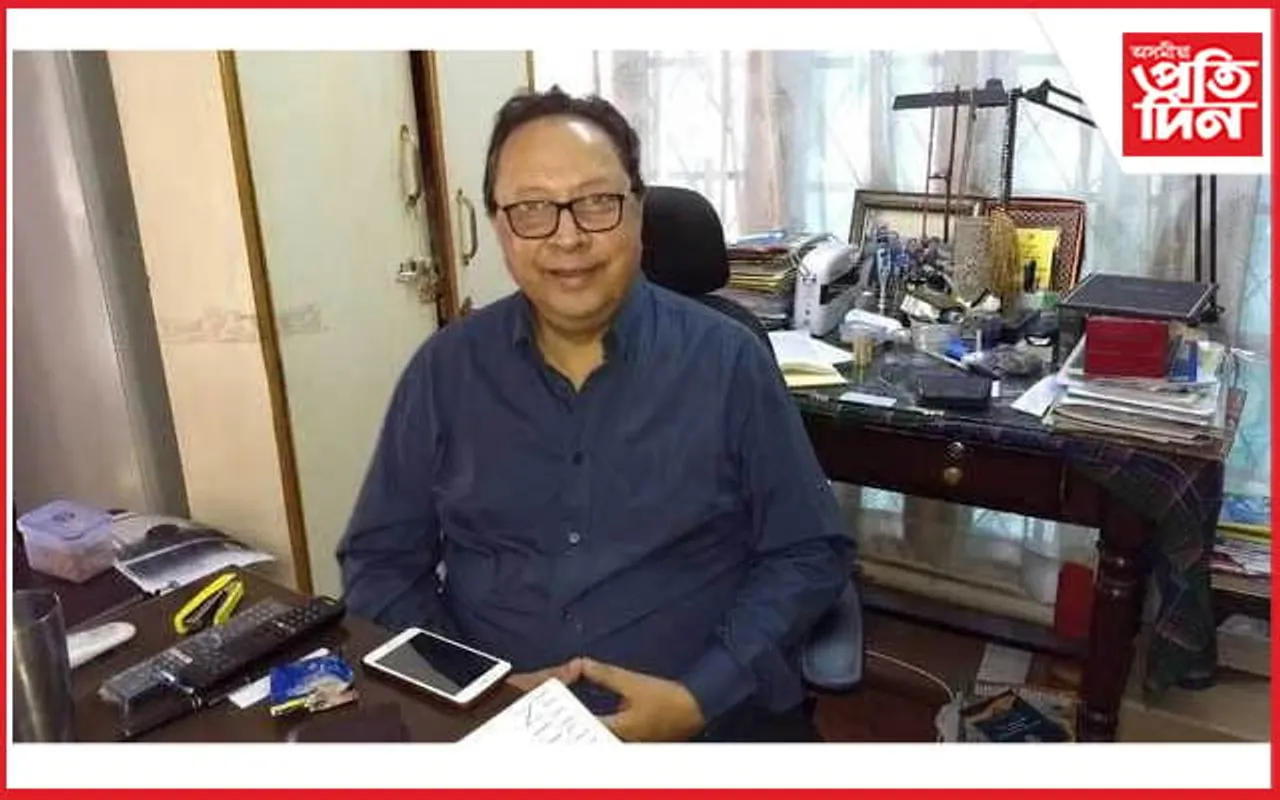 ড০ ধ্ৰুৱজ্যোতি বৰালৈ 'অসম প্ৰকাশন পৰিষদ সাহিত্য বঁটা'...