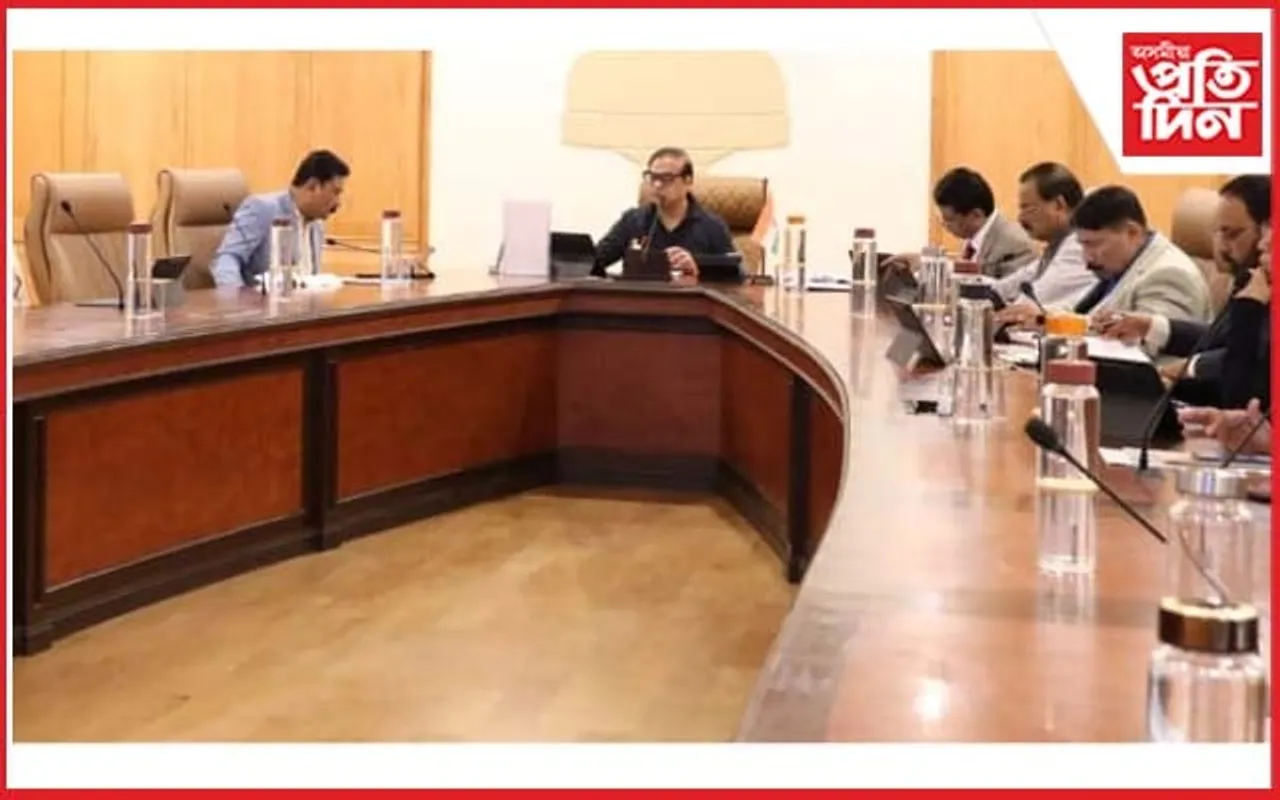 কেবিনেট বৈঠক : ম'হ যুঁজৰ পিছত বুলবুলি চৰাইৰ যুঁজ অনুষ্ঠিত কৰাৰ সিদ্ধান্ত