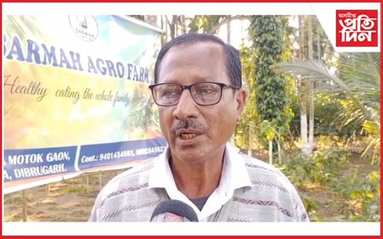  কৃষিকৰ্মৰ জৰিয়তে স্বাৱলম্বিতাৰ নিদৰ্শন দাঙি ধৰিছে বৰবৰুৱাৰ সঞ্জীৱ কুমাৰ শৰ্মাই