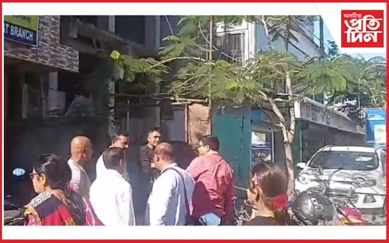 বেংকৰ পৰা উলিয়াই অনা ৩ লাখ টকা লৈ উধাও চোৰ 