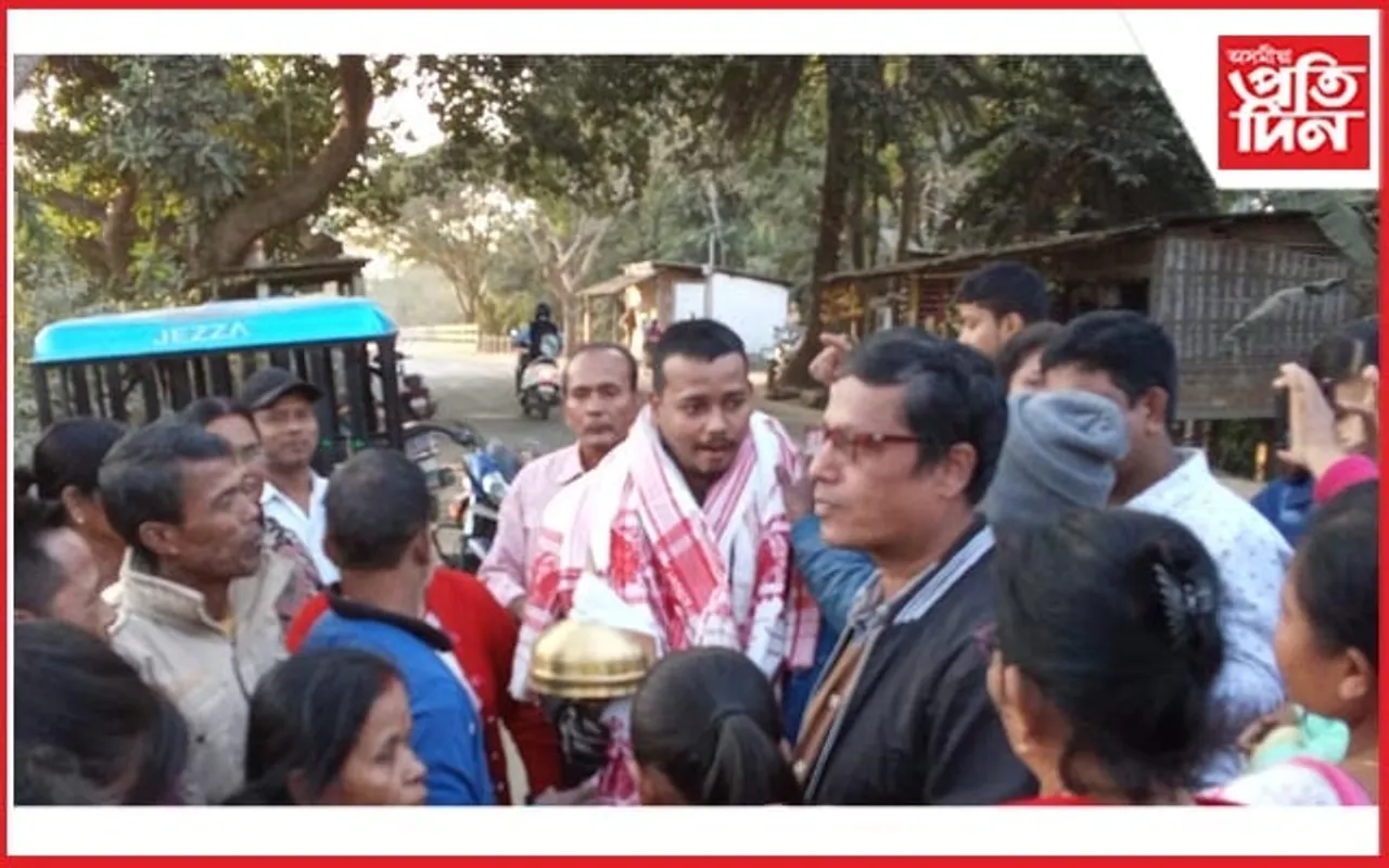 APSত ১৭নং স্থানত জিলিকিল কামপুৰৰ ভাস্কৰ শিখা শইকীয়া 
