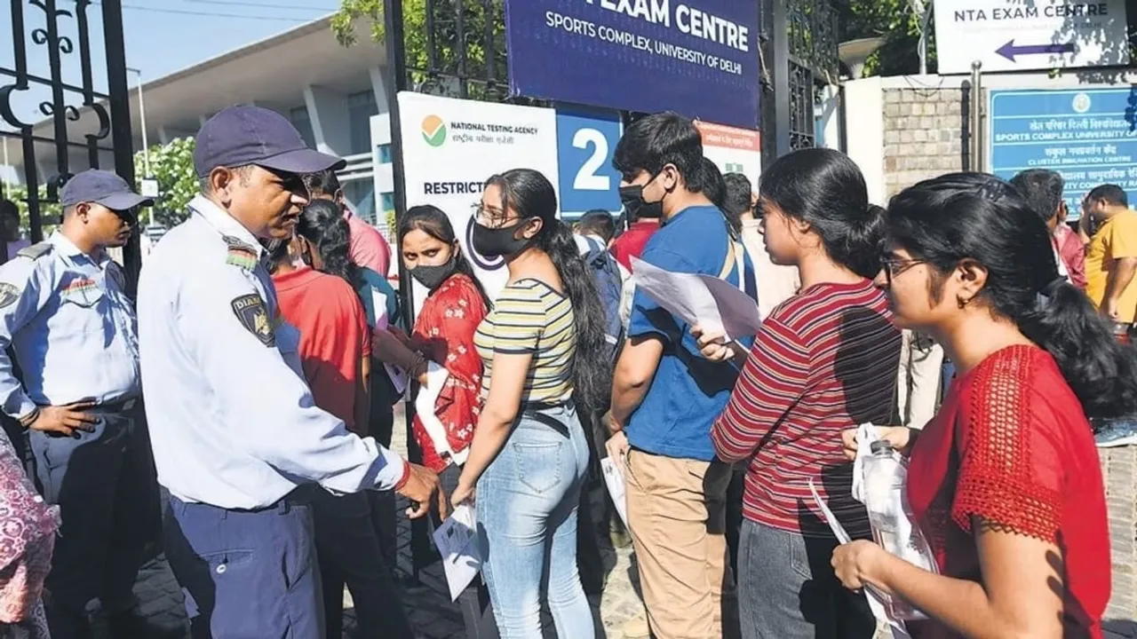 ১১লাখ ৭০হাজাৰ পৰীক্ষাৰ্থীৰ ভাগ্য নিৰ্ণয়ঃ আজি JEE MAINSৰ ফলাফল...
