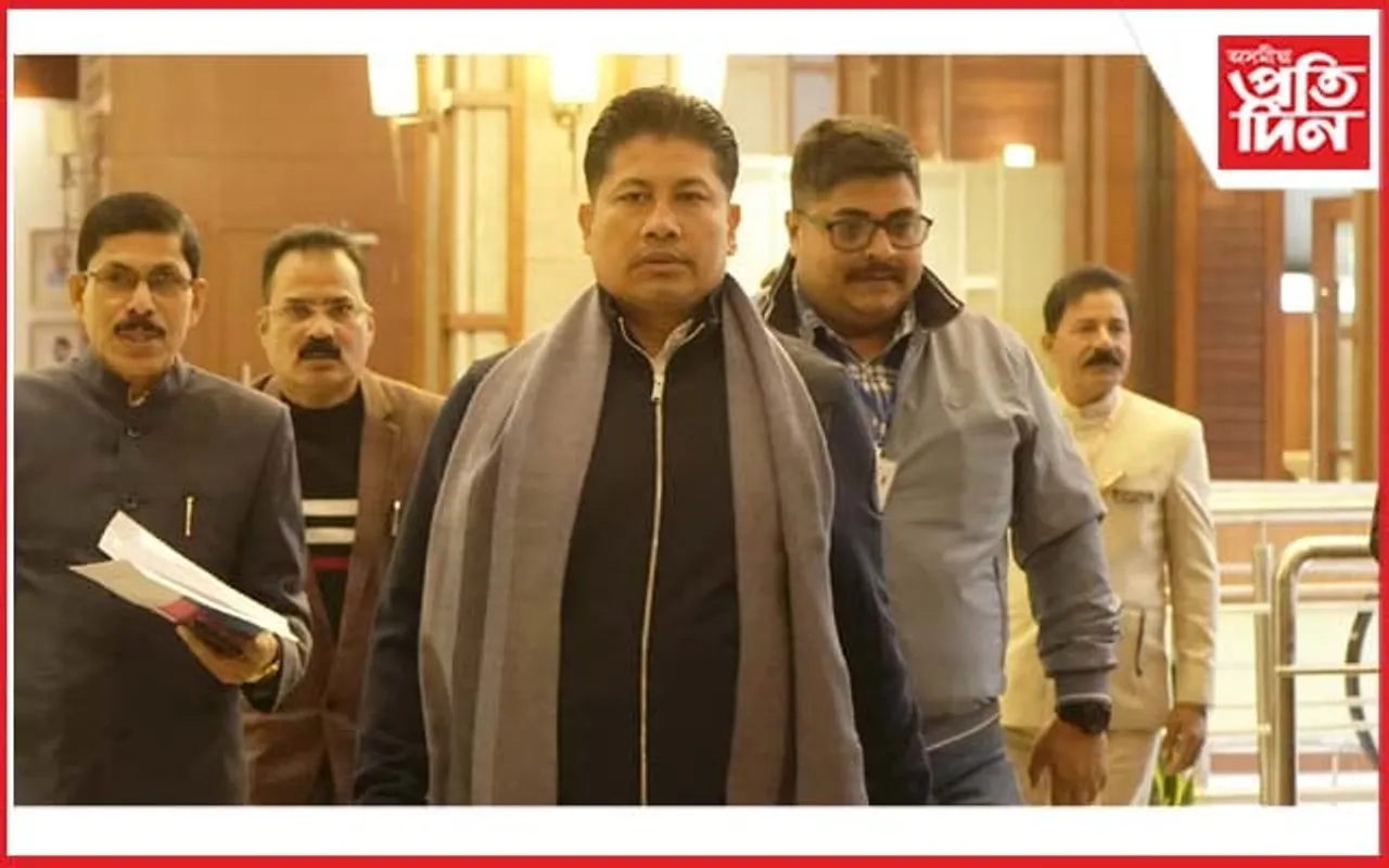 সদনত গুৱাহাটী বিশ্ববিদ্যালয়ৰ কৃত্ৰিম বানপানী প্ৰসংগ উত্থাপন