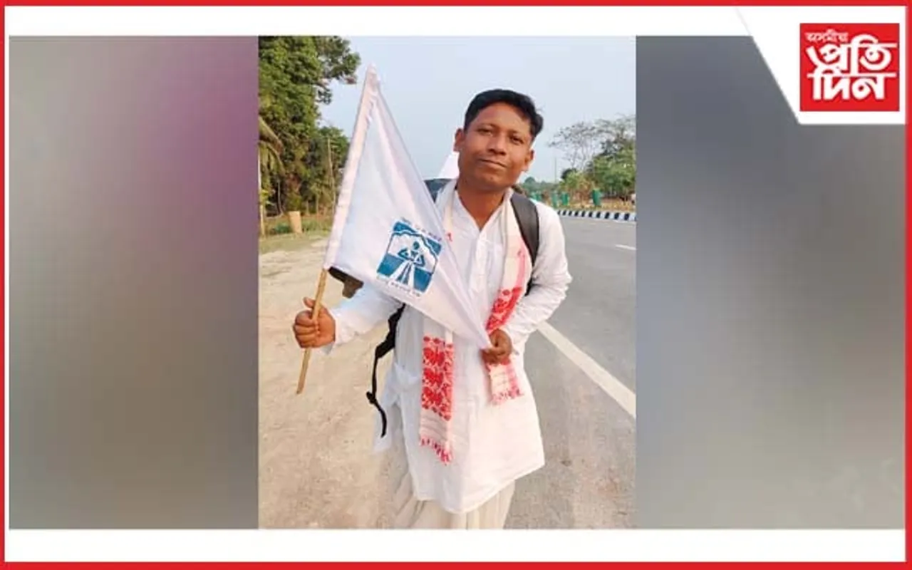 শ্ৰীমন্ত শংকৰদেৱ সংঘৰ অধিৱেশনলৈ পদব্ৰজে লখিমপুৰৰ উমাকান্ত সন্দিকৈ