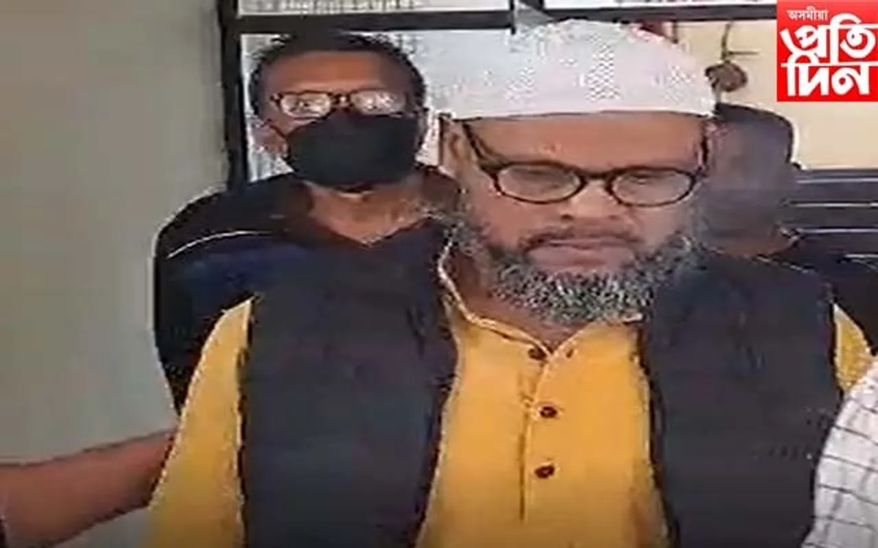 ক্রাইম ব্রাঞ্চৰ অভিযানঃ গ্ৰেপ্তাৰ কামৰূপ(ম) উপায়ুক্ত কাৰ্যালয়ৰ মুখ্য সহায়কসহ এজনক