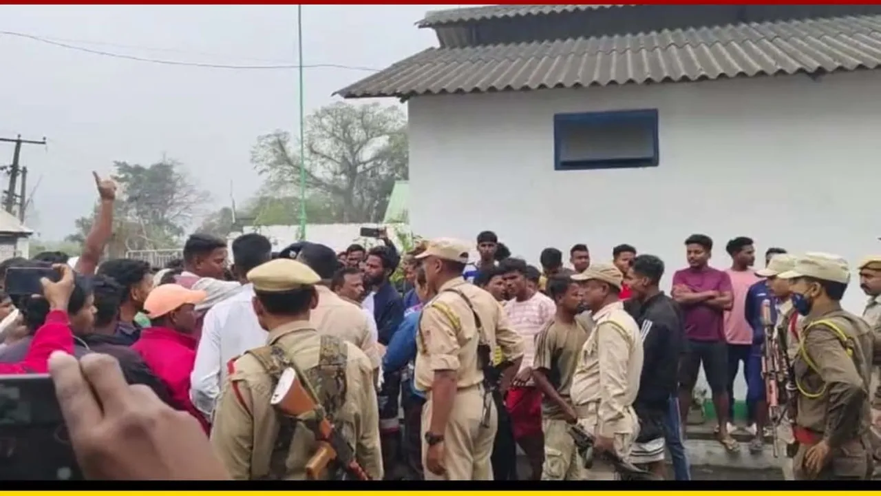 শ্ৰমিকক পৰিচালকৰ প্ৰহাৰ! কলিয়াবৰৰ শালনা চাহ বাগিচাত উত্তপ্ত পৰিস্থিতি 