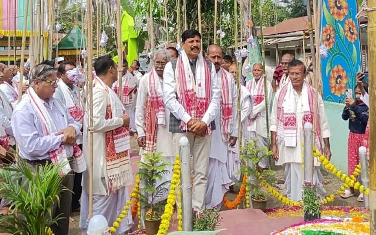ৰঙিয়াৰ ডিমু নবুৰ্কা সত্ৰৰ হীৰকজয়ন্তী মহোৎসৱৰ আৰম্ভণি...