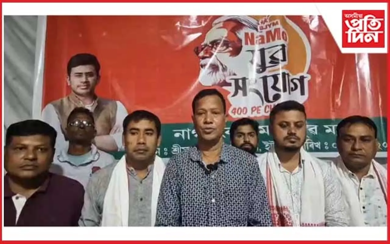 জামুগুৰিহাটত নতুন ভোটাৰৰ সৈতে মত বিনিময়