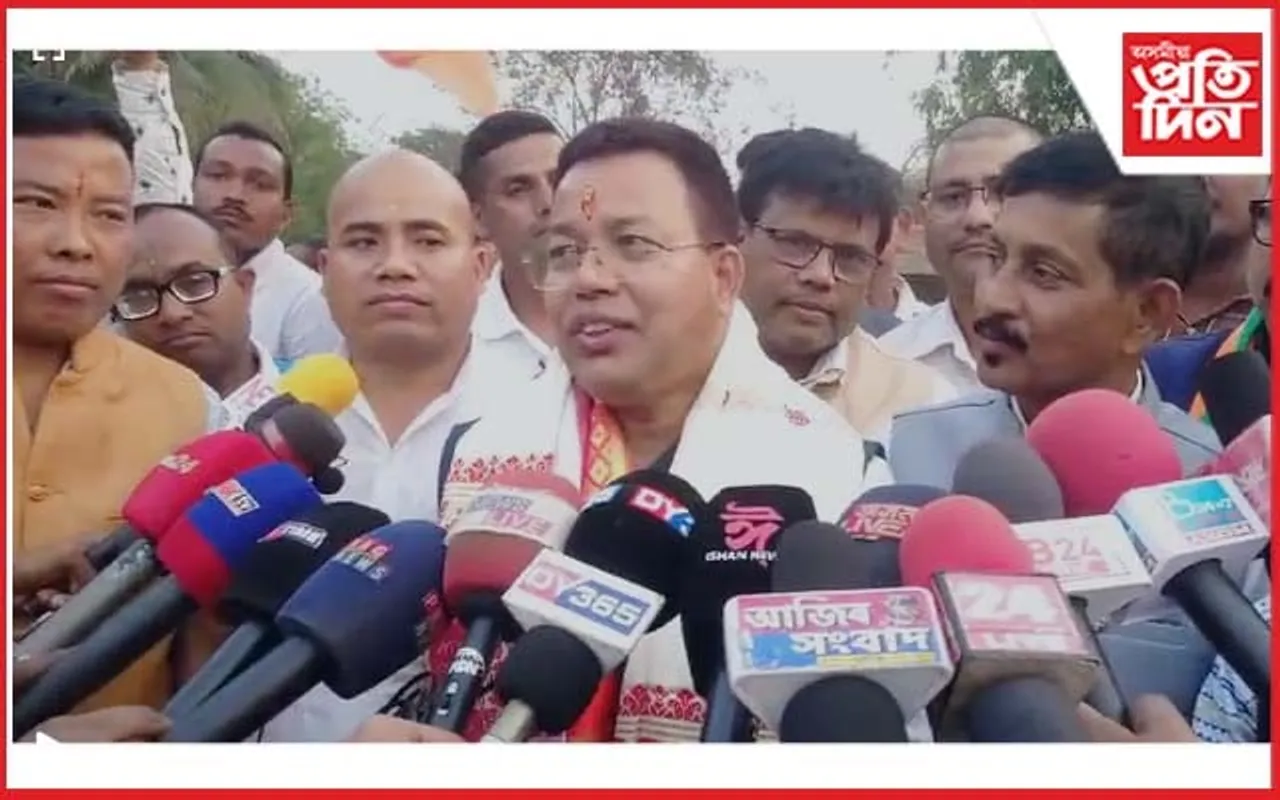 ৰহাৰ বহু ঠাইত সাংসদ প্ৰাৰ্থী সুৰেশ বৰাৰ নিৰ্বাচনী সভা...