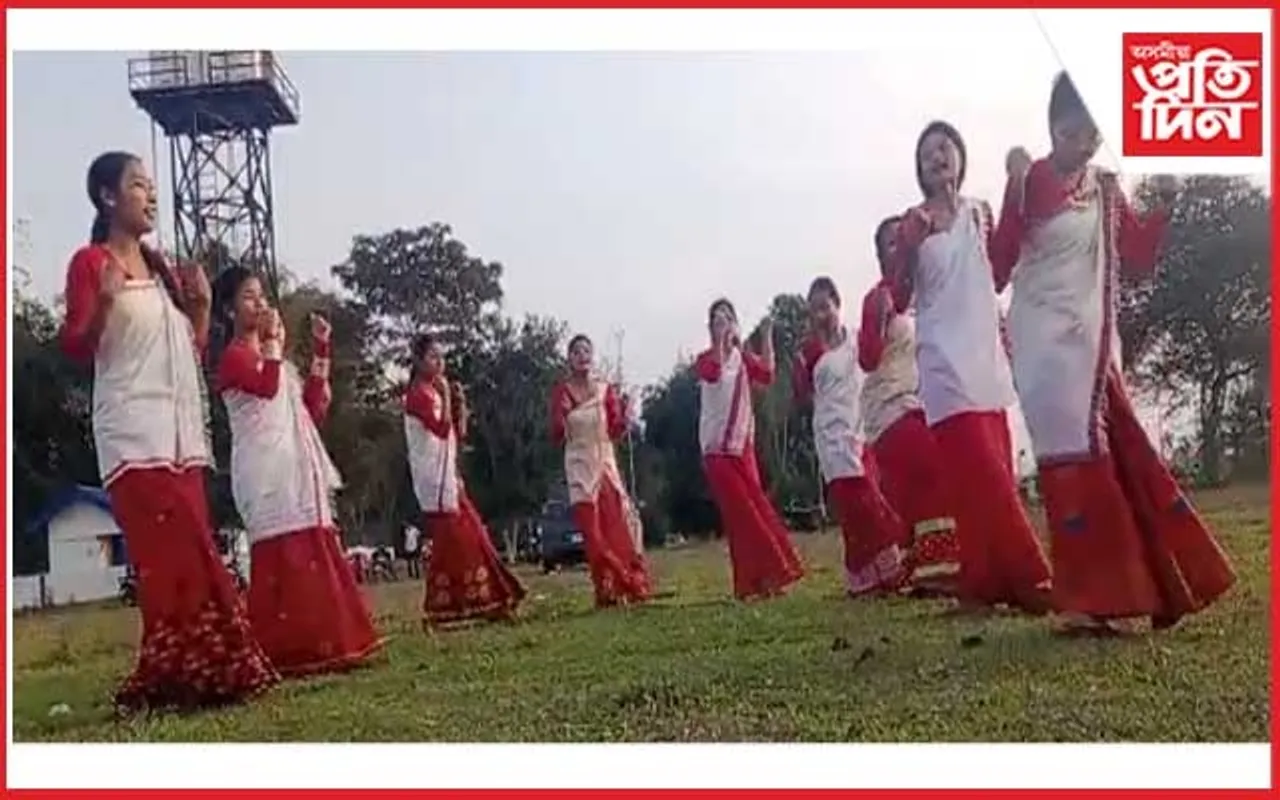 ডিব্ৰুগড়ত অসম সেউজ সংগীত মহোৎসৱ 