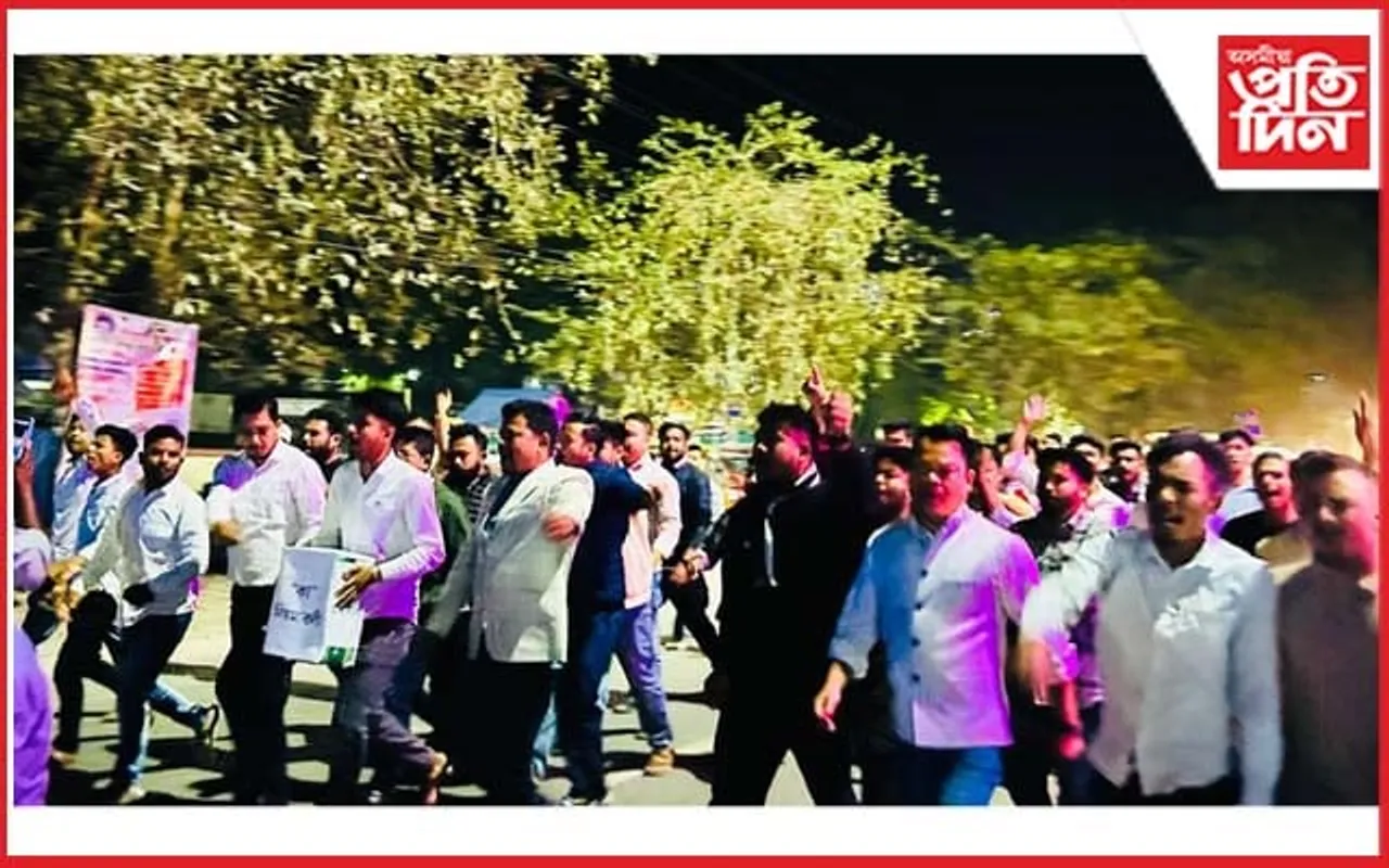 ধেমাজিত নৰেন্দ্ৰ মোডী, অমিত শ্বাহৰ প্ৰতিমূৰ্তি, 'কা'ৰ প্ৰতিলিপি দাহেৰে প্ৰতিবাদ