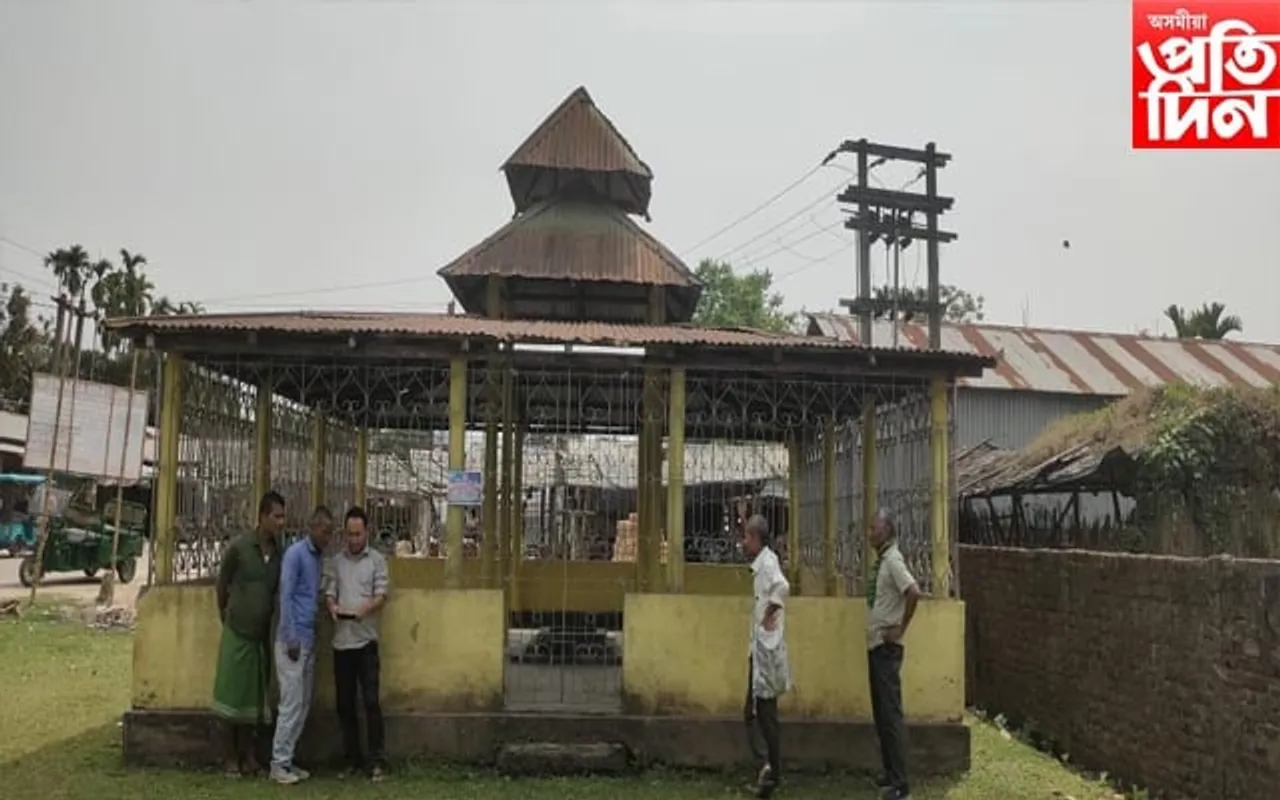ব্ৰহ্ম ধৰ্মৰ মন্দিৰ নিৰ্মাণৰ বাবে মাটি দান কৰিলে  জিন্নত শিকদাৰে