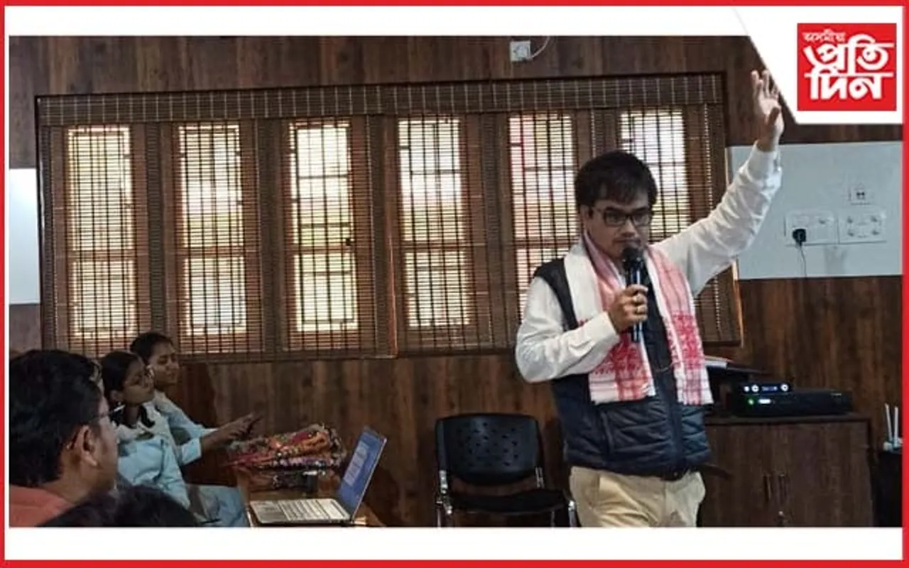 বি বৰুৱা মহাবিদ্যালয়ৰ বক্তৃতানুষ্ঠানত ড° বুলজিৎ বুঢ়াগোহাঁই