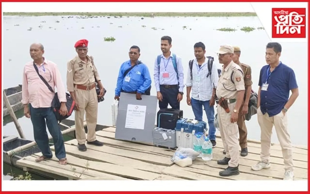 বিজেপি চৰকাৰৰ উন্নয়নৰ স্বৰূপঃ নাৱেৰে ভোট ল'বলৈ নিৰ্বাচনী বিষয়া