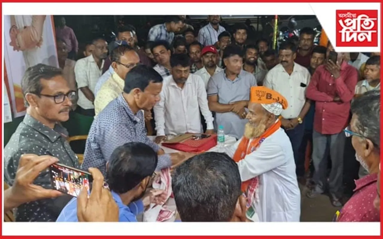 ইটাখোলাত শতাধিক সংখ্যালঘু কংগ্ৰেছী নেতা কৰ্মীৰ বিজেপিত যোগদান