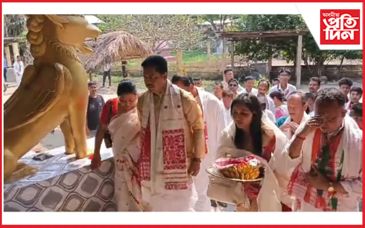 পহিলা ব'হাগৰ দিনটোত শ্ৰীশ্ৰী বাসুদেৱ থান নৰোৱা সত্ৰত সেৱা ল'লে ভূপেন বৰাই