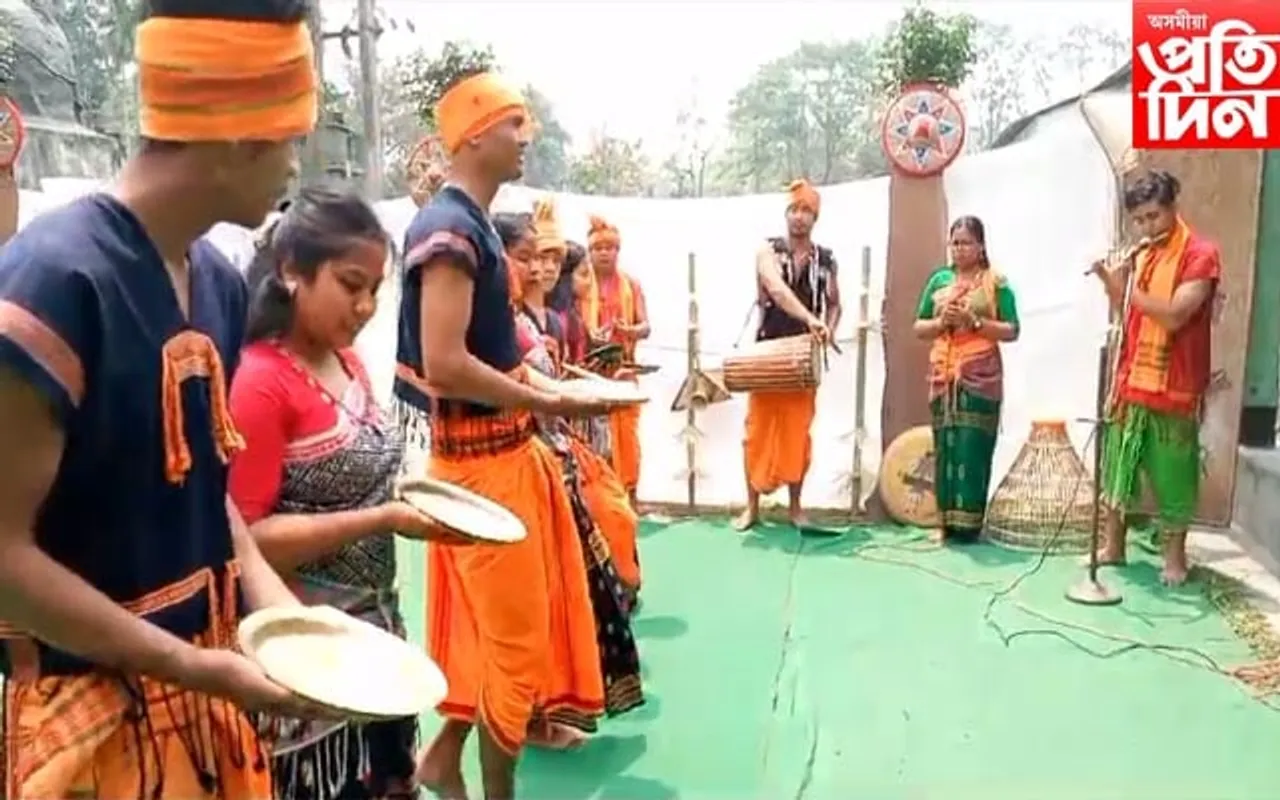 বটদ্ৰৱাৰ সোনাই নৈ উত্তৰ আঞ্চলিক সৌৰভ শাখা সাহিত্য সভাৰ উদ্যোগত পহিলা  উদযাপন