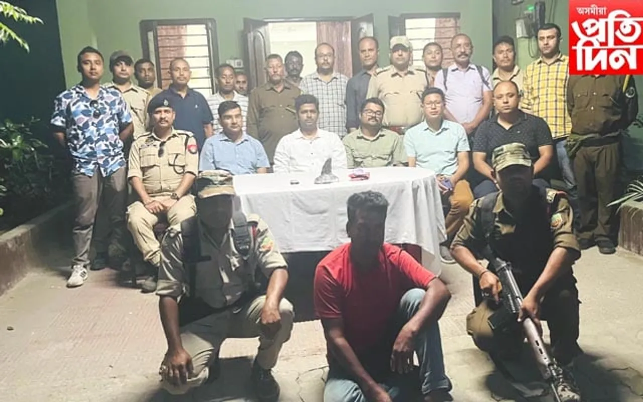 জামুগুৰিহাটত গড়ৰ খৰ্গসহ আটক চোৰাং চিকাৰী...