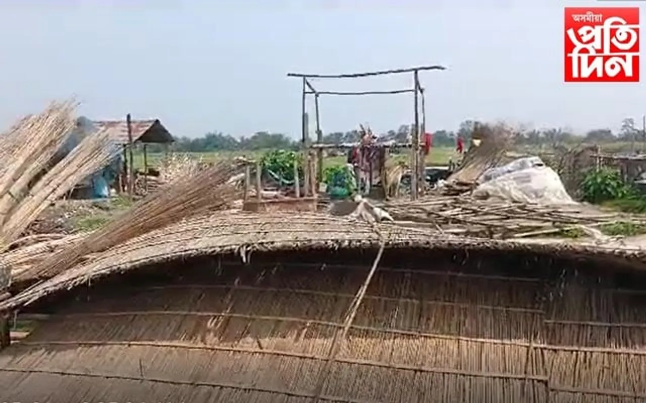 ছিপাঝাৰত ৩৯৭টা ভূমি বেদখলকাৰী পৰিয়ালক উচ্ছেদ প্ৰশাসনৰঃ ২২৩টা পৰিয়ালে নিজেই এৰিলে ঘৰ