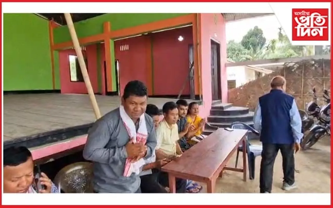 পূৰ্বৰ ধাৰা অক্ষুন্নঃ নদুৱাৰৰ বালিজুৰি চিনিয়ৰ চেকেণ্ডাৰী স্কুলত ১০০শতাংশ উত্তীৰ্ণ...