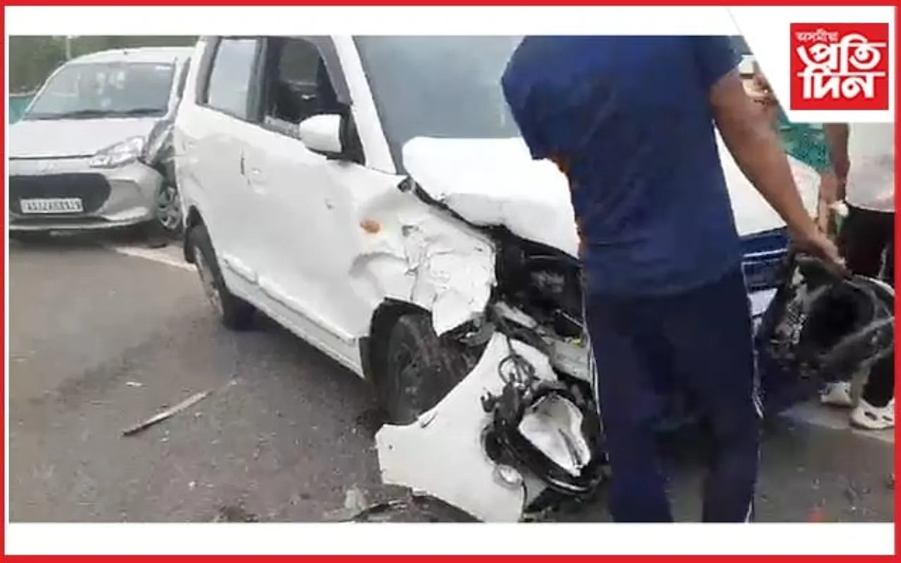 জামুগুৰিহাটত ভয়ংকৰ পথ দুৰ্ঘটনাঃ বিধ্বস্ত দুখনকৈ বাহন...