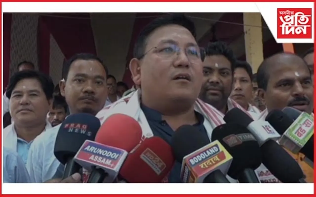 ঐতিহাসিক মহামুনি থানত বাৰ্ষিক উৎসৱ উদযাপন