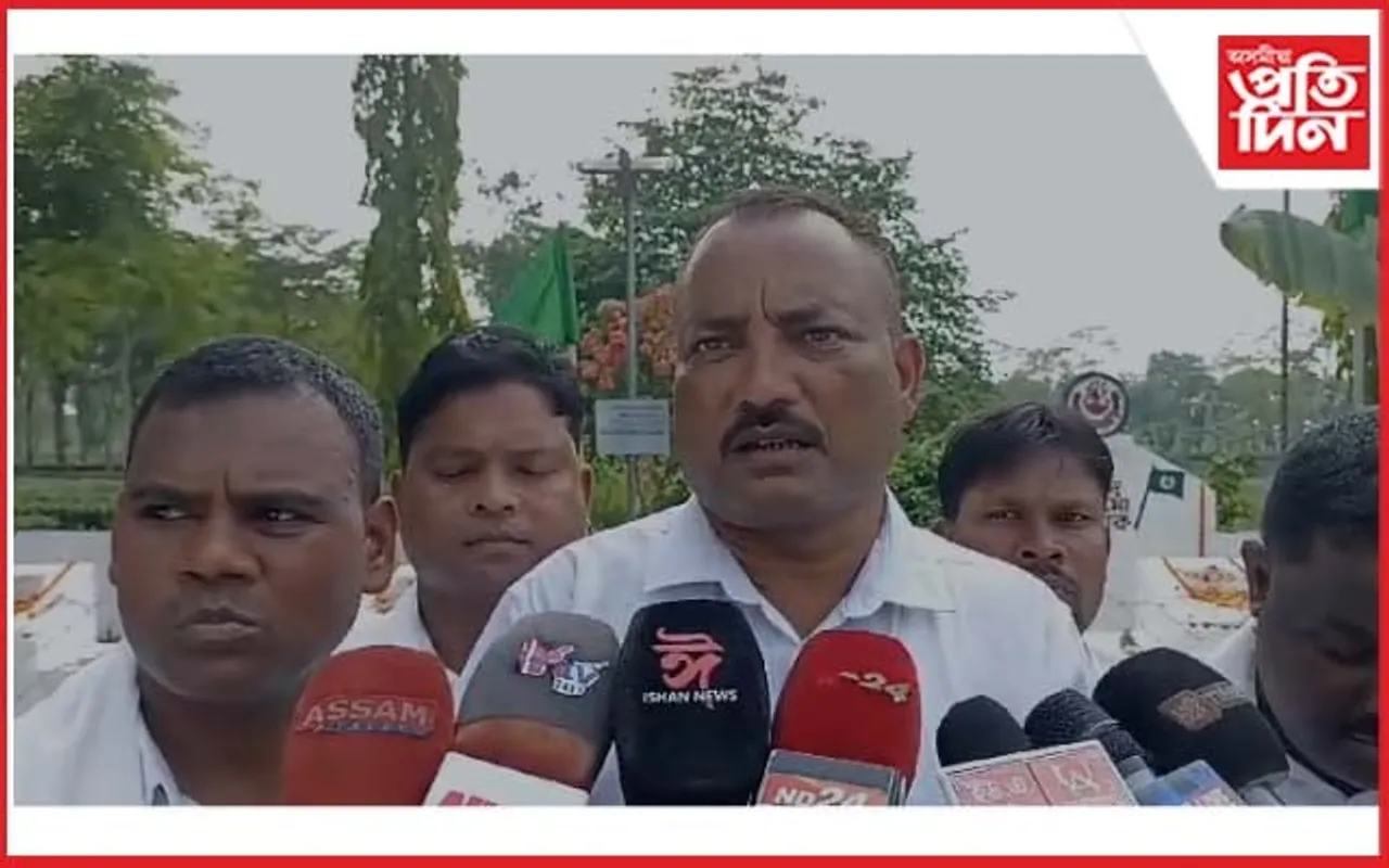ডিব্ৰুগড়ত আটছাৰ ছহিদ দিৱস পালন...