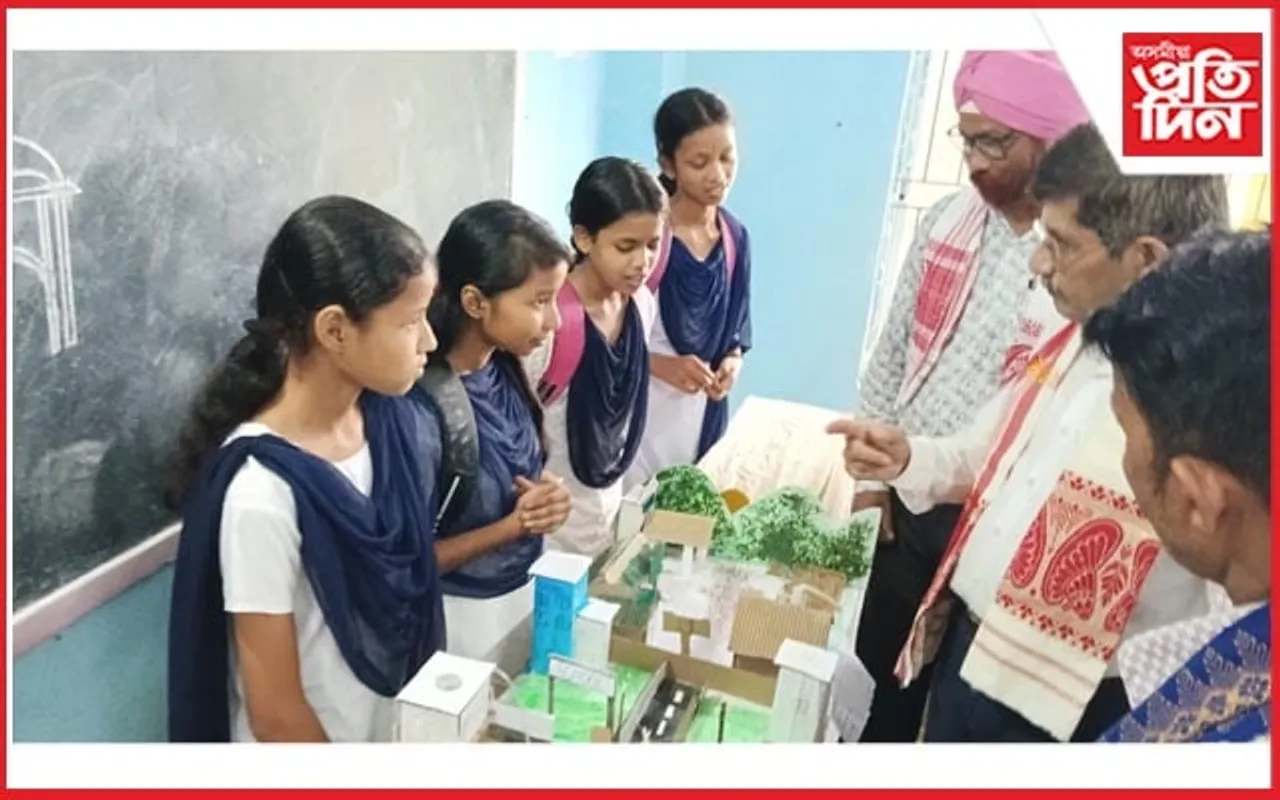 বৰক'লা উচ্চতৰ মাধ্যমিক বিদ্যালয়ত বিজ্ঞানভিত্তিক প্ৰকল্পৰ প্ৰদৰ্শনী
