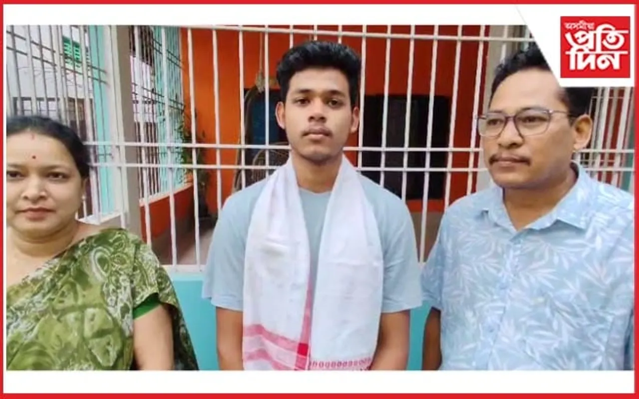 নীট পৰীক্ষাত উজ্বলিল  বঢ়মপুৰৰ মনীষ বৰবৰুৱা...