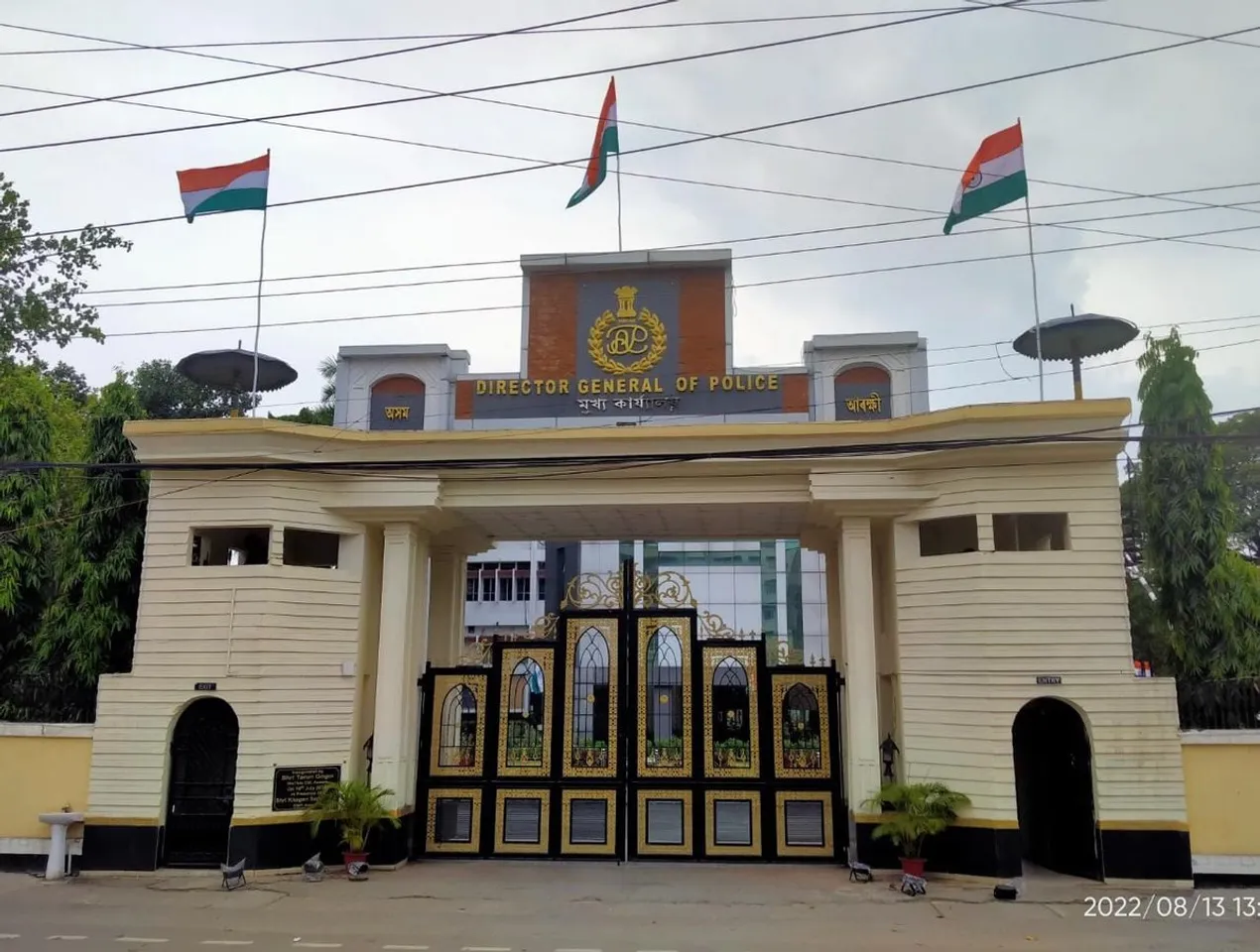 আৰক্ষী সঞ্চালক প্ৰধান জি পি সিঙৰ টুইট : বশিষ্টৰ ঘটনাৰে জড়িত আৰক্ষীক নিলম্বনৰ নিৰ্দেশ 