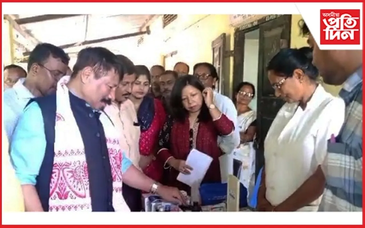 কামপুৰৰ বান পৰিস্থিতি পৰিদৰ্শন মন্ত্ৰী অতুল বৰাৰ