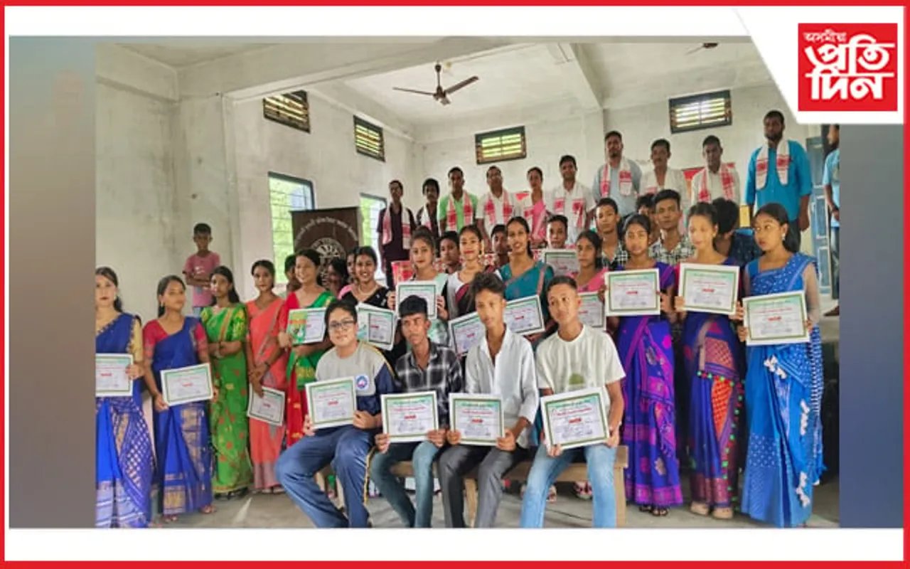 উৰিয়াগাঁৱত গ্ৰীষ্মকালীন বিনামূলীয়া পাঠদান শিবিৰৰ সামৰণি অনুষ্ঠান সম্পন্ন