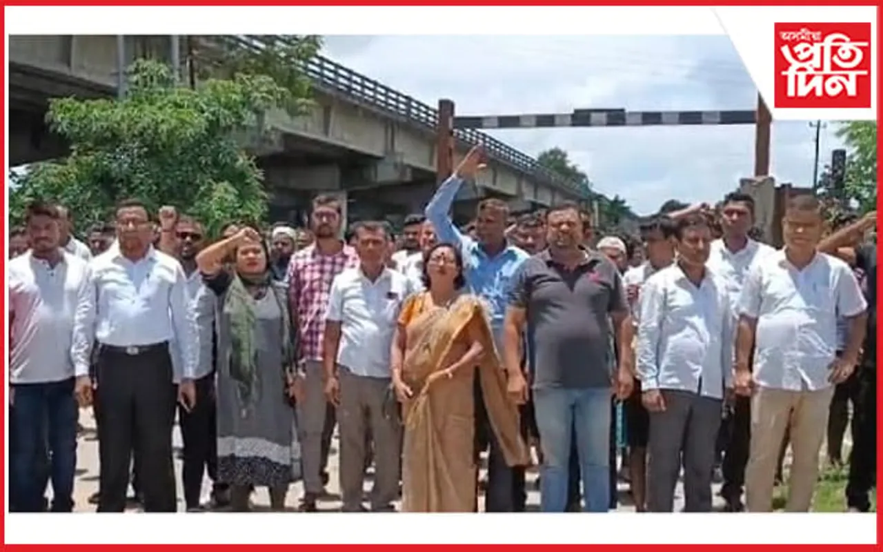 ৰঙিয়াত ৰে'ল বিভাগৰ বিৰুদ্ধে ৰাইজৰ তীব্ৰ প্ৰতিবাদ