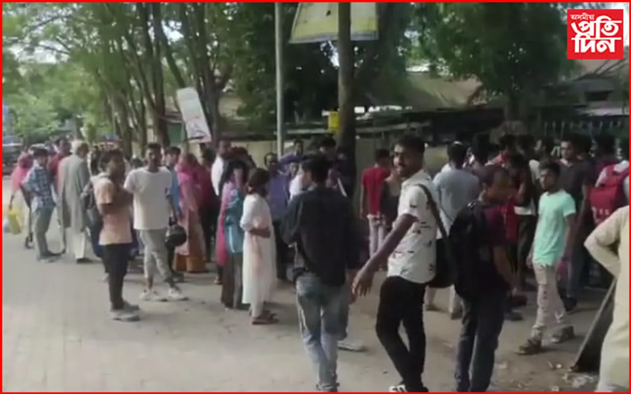 নকল কৰিবলৈ নাপাই পৰীক্ষা বৰ্জন শতাধিক পৰীক্ষাৰ্থীৰ! এই ঘটনা ক'ত, পঢ়ক সবিশেষ...
