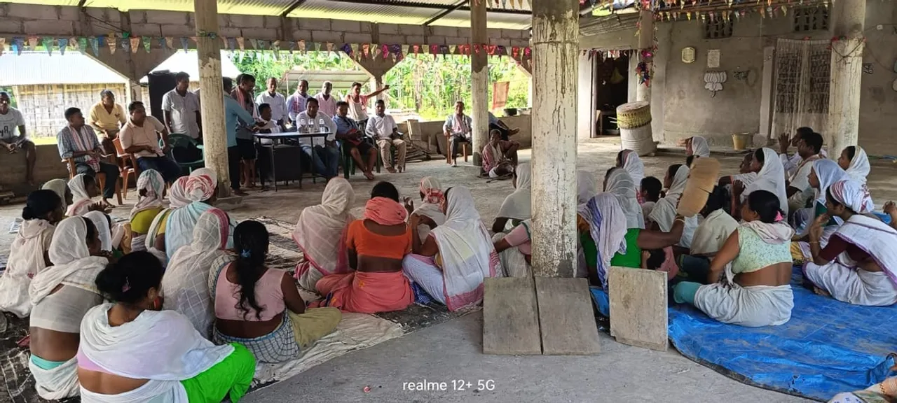 মথাউৰি নিৰ্মাণৰ দাবীত ধেমাজিৰ বৰাচিৰা নামঘৰত ৰাজহুৱা সভা...