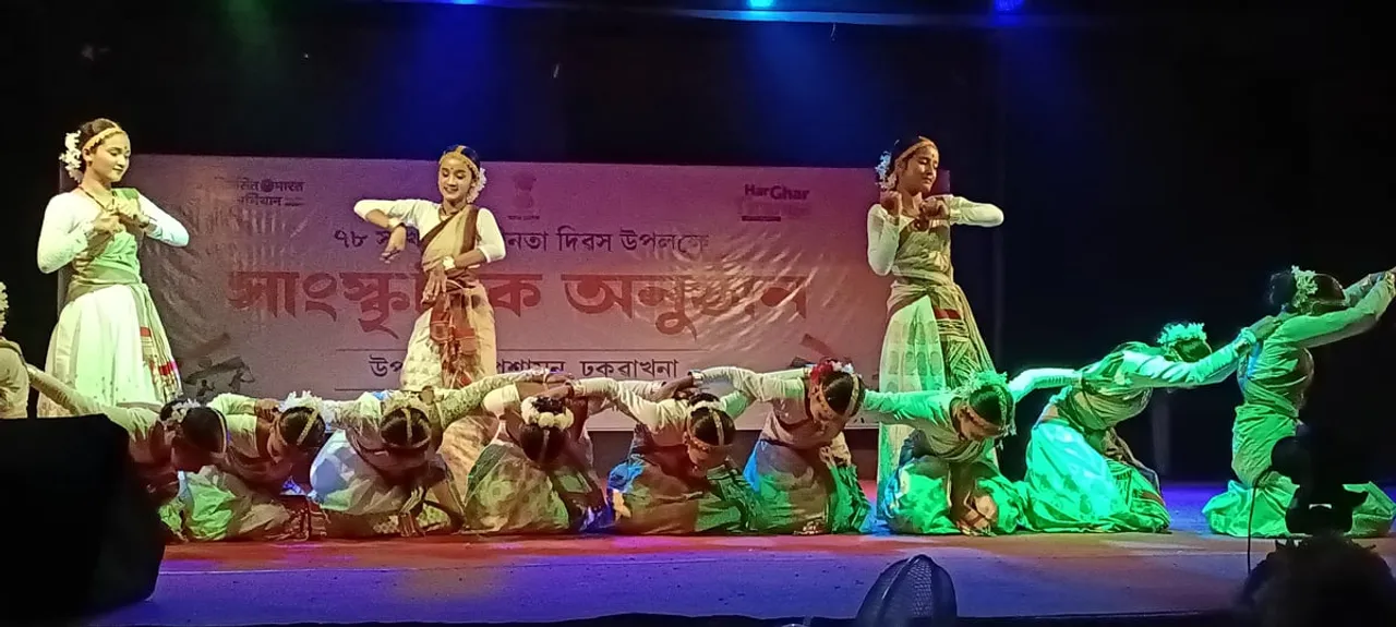 ঢকুৱাখনাত স্বাধীনতা দিৱস উদযাপন