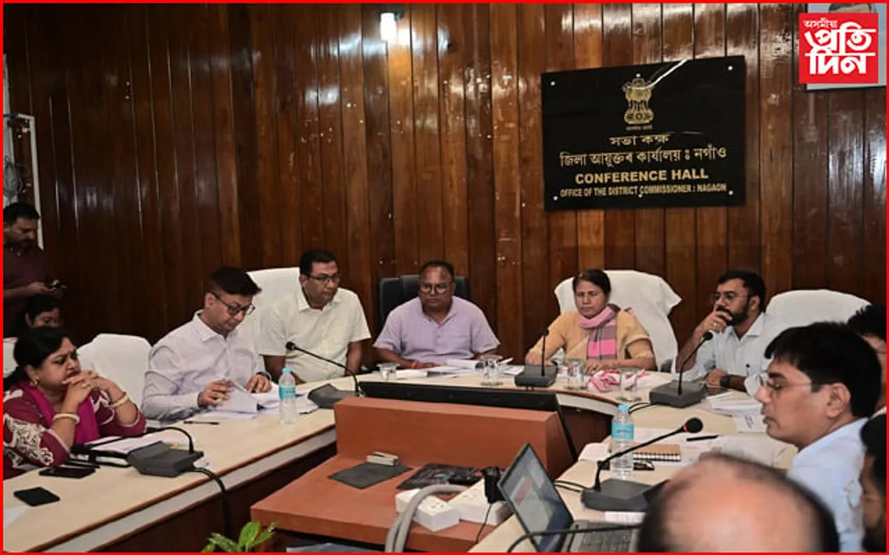 নগাঁৱত কৰ,মহিলা আৰু শিশু বিকাশ বিভাগৰ সৈতে বৈঠকত মিলিত হ'ল অজন্তা নেওগ...