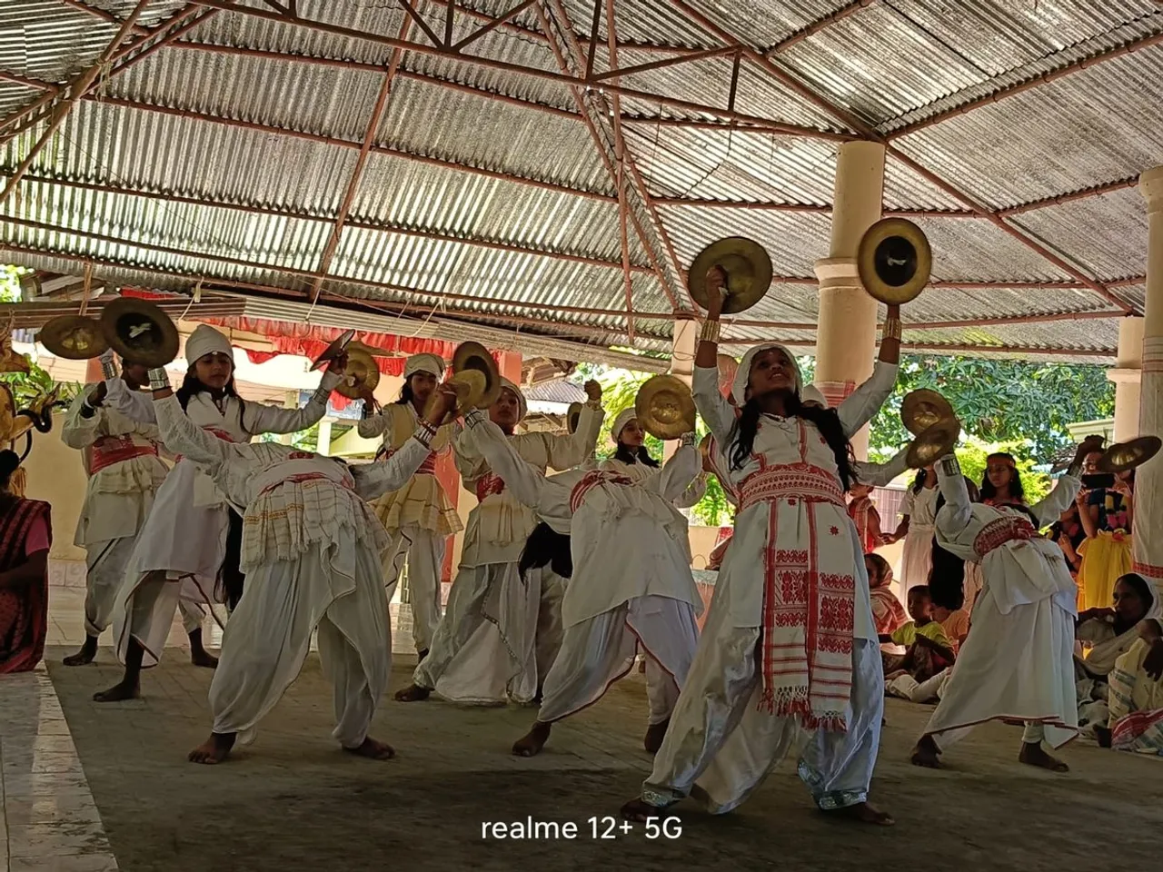 শ্ৰী শ্ৰী ধূৱাহাট বেলগুৰি শাখা সত্ৰত যুৱকৰ ভাগৱত পাঠ  আৰু সত্ৰীয়া সাংস্কৃতিক অনুষ্ঠান